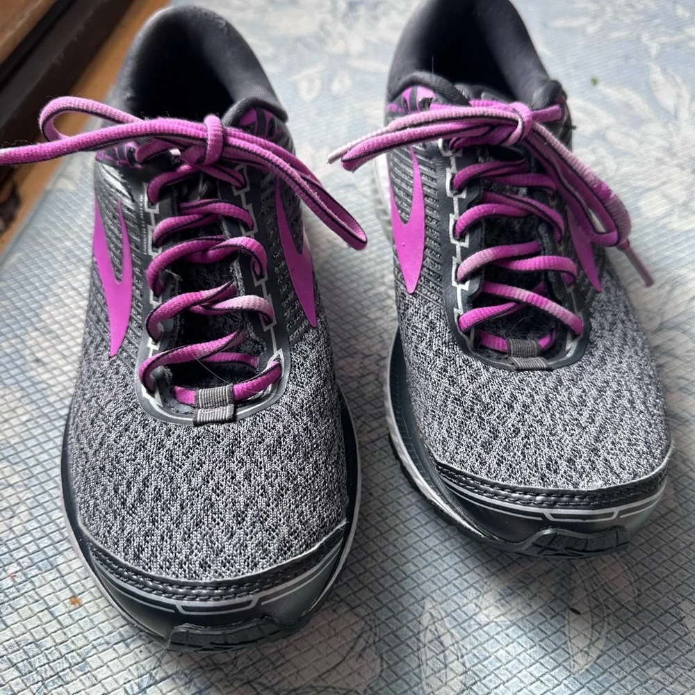Brooks Ghost 10 Women's Grey Purple Lace-up Athletic Running Shoes - Size 7.5 - Picture 9 of 9